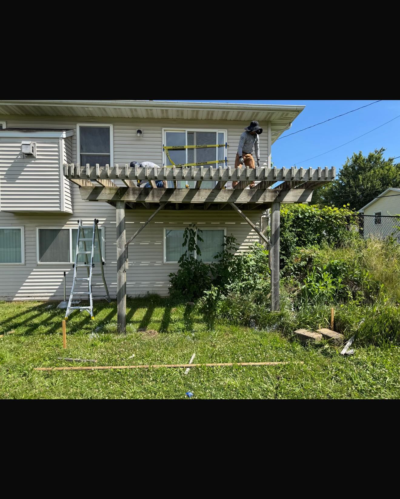 Deck built by Garnic's Construction